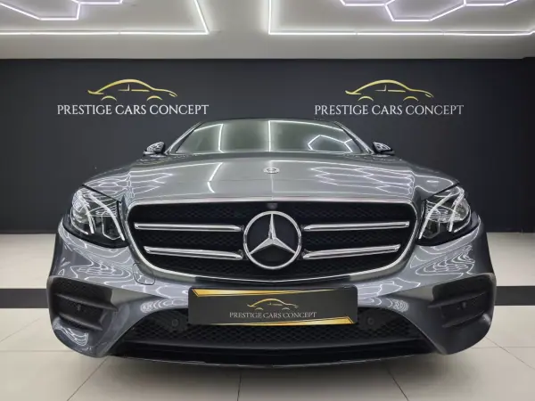 Mercedes-Benz E 220 2018 - 32950 EUR, 118099 km - AUTO.MOTO.pt - 118099km - foto 13 de 48