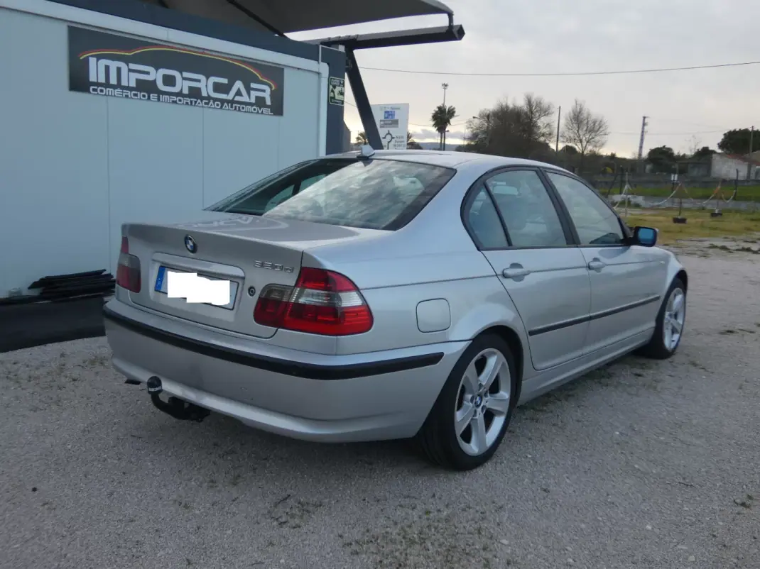 BMW 320 2004 - 7250 EUR, 270000 km - AUTO.MOTO.pt - 270000km - foto 2 de 28