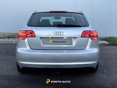 Audi A3 Sportback 2009 - 8990 EUR, 228576 km - AUTO.MOTO.pt - 228576km - foto 4 de 10