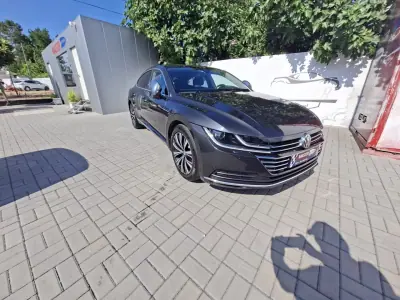 Volkswagen Arteon 2019 - 24750 EUR, 92519 km - AUTO.MOTO.pt - 92519km - foto 22 de 42