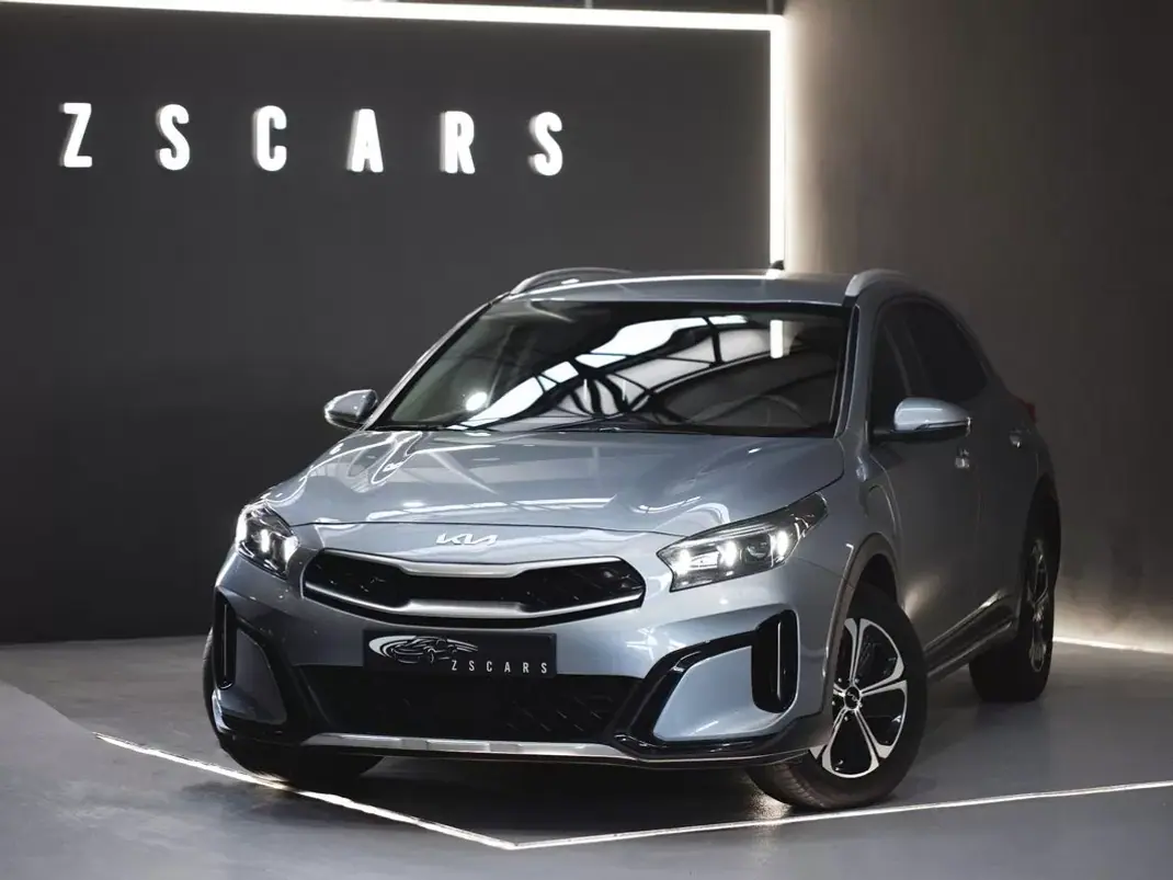 Kia XCeed 2022 - 22990 EUR, 52076 km - AUTO.MOTO.pt - 52076km - foto 4 de 23