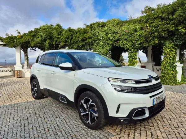 Citroën C5 Aircross 2019 - 20900 EUR, 75272 km - AUTO.MOTO.pt - 75272km - foto 22 de 23