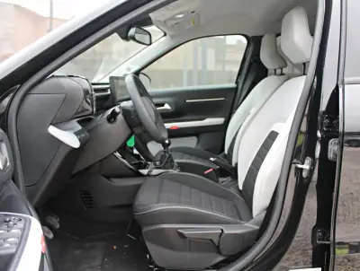 Citroën C3 2025 - 18450 EUR, 18032 km - AUTO.MOTO.pt - 18032km - foto 12 de 30
