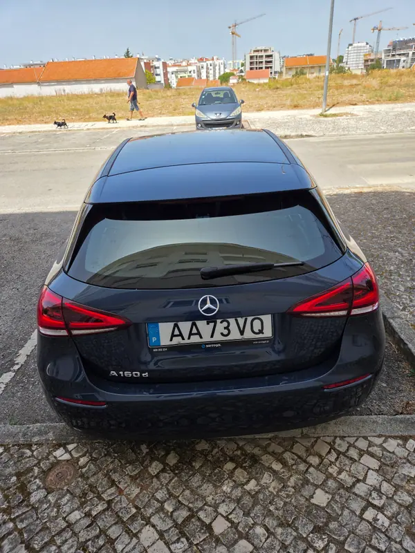 Mercedes-Benz A 160 2020 - 21000 EUR, 70000 km - AUTO.MOTO.pt - 70000km - foto 2 de 7