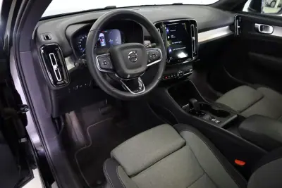 Volvo XC 40 2022 - 28990 EUR, 98750 km - AUTO.MOTO.pt - 98750km - foto 5 de 51