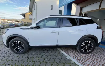 Peugeot 2008 2021 - 18950 EUR, 63000 km - AUTO.MOTO.pt - 63000km - foto 6 de 24