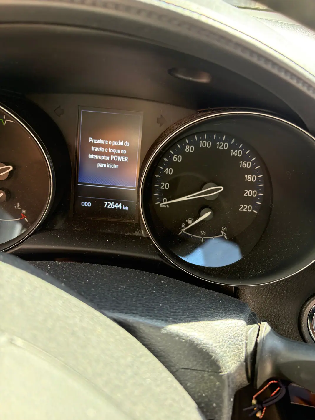 Toyota C-HR 2021 - 22500 EUR, 72600 km - 72600km - foto 4 de 8