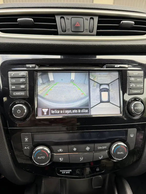 Nissan Qashqai 2015 - 12500 EUR, 193000 km - 193000km - foto 8 de 10