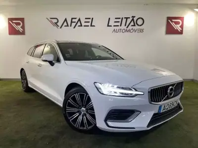 Volvo V60 2022 - 31900 EUR, 71000 km - AUTO.MOTO.pt - 71000km - foto 10 de 29