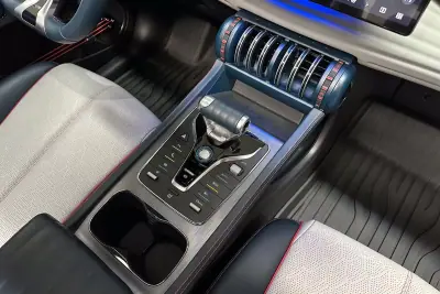 BYD Atto 3 2023 - 27950 EUR, 7718 km - AUTO.MOTO.pt - 7718km - foto 47 de 60