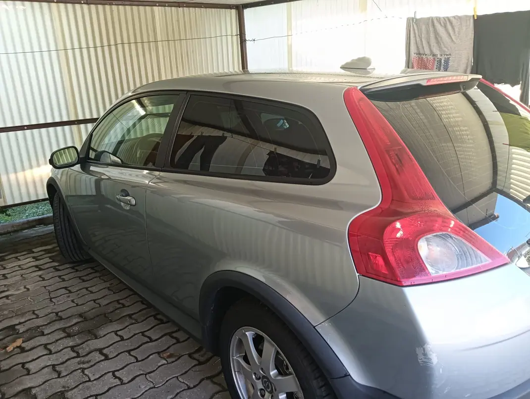 Volvo C30 2007 - 4800 EUR, 316000 km - 316000km - foto 2 de 12