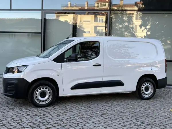 Peugeot Partner 1.5 BLUEHDI L2 Longa IVA Dedutível 2020 - 12500 EUR, 156592 km - AUTO.MOTO.pt - 156592km - foto 4 de 18
