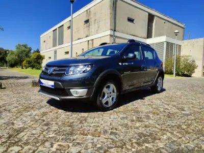 Dacia Sandero 2016 - 8950 EUR, 41927 km - AUTO.MOTO.pt - 41927km - foto 3 de 12