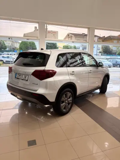 Suzuki Vitara 2026 - 27900 EUR, 100 km - foto 4 de 18