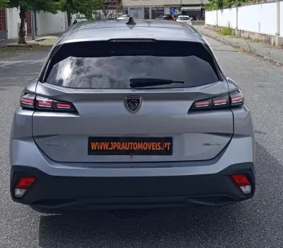Peugeot 308 SW 2023 - 22490 EUR, 31200 km - 31200km - foto 8 de 19