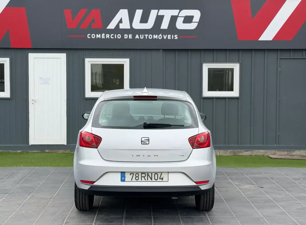 SEAT Ibiza 2016 - 9900 EUR, 152213 km - 152213km - foto 5 de 13