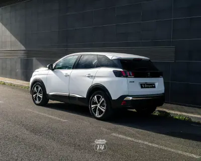 Peugeot 3008 2019 - 17990 EUR, 149900 km - AUTO.MOTO.pt - 149900km - foto 23 de 48
