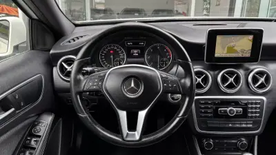 Mercedes-Benz A 180 2014 - 14650 EUR, 191121 km - AUTO.MOTO.pt - 191121km - foto 8 de 34