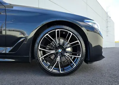 BMW 520 2019 - 30990 EUR, 98500 km - AUTO.MOTO.pt - 98500km - foto 7 de 44