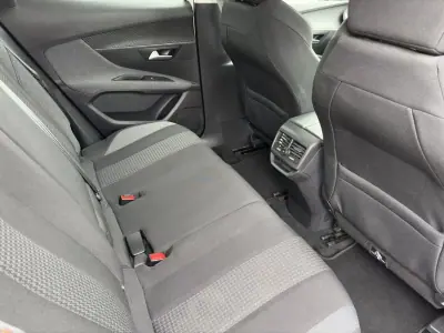 Peugeot 3008 2019 - 17900 EUR, 66750 km - AUTO.MOTO.pt - 66750km - foto 15 de 21
