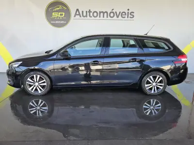 Peugeot 308 SW 2019 - 11750 EUR, 133000 km - AUTO.MOTO.pt - 133000km - foto 2 de 10