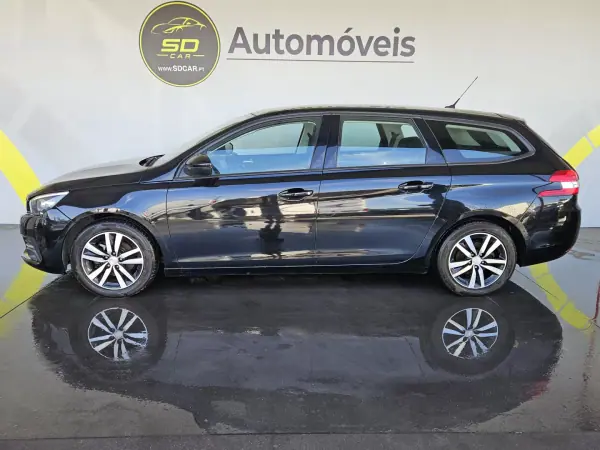 Peugeot 308 SW 2019 - 11750 EUR, 133000 km - AUTO.MOTO.pt - 133000km - foto 2 de 10