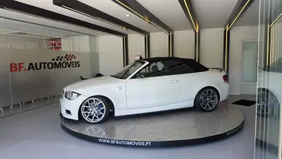 BMW 118 2009 - 12900 EUR, 225191 km - AUTO.MOTO.pt - 225191km - foto 13 de 61