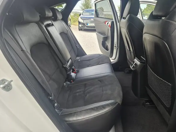 Kia ProCeed 2020 - 17400 EUR, 119400 km - AUTO.MOTO.pt - 119400km - foto 55 de 69