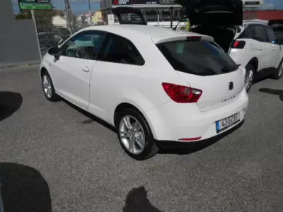 SEAT Ibiza 2008 - 6900 EUR, 349713 km - AUTO.MOTO.pt - 349713km - foto 5 de 14