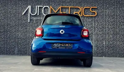 Smart ForFour 2018 - 11500 EUR, 91000 km - AUTO.MOTO.pt - 91000km - foto 7 de 13