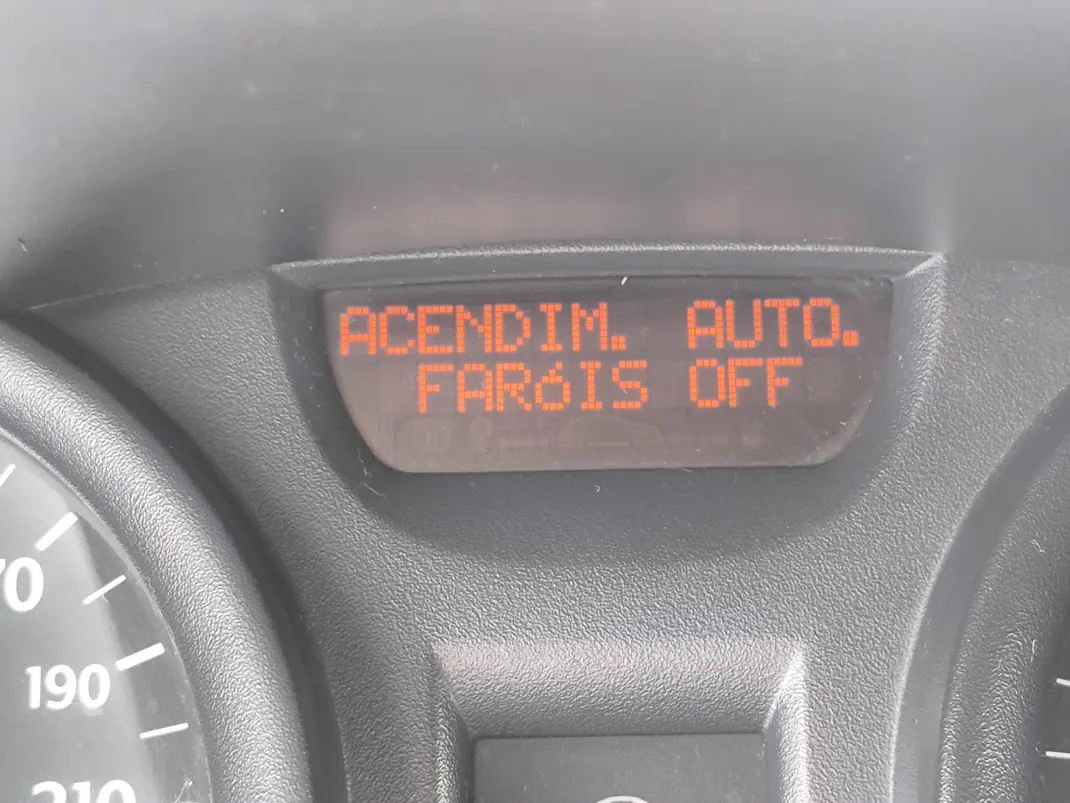 Renault Mégane 2003 - 2000 EUR, 231329 km - 231329km - foto 9 de 15
