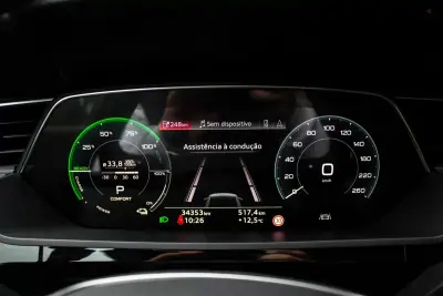 Audi Q8 e-Tron Sportback 2023 - 49900 EUR, 34353 km - AUTO.MOTO.pt - 34353km - foto 19 de 44