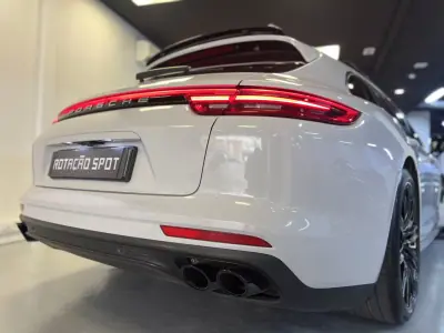 Porsche Panamera Sport Turismo 2020 - 74990 EUR, 120000 km - AUTO.MOTO.pt - 120000km - foto 41 de 56
