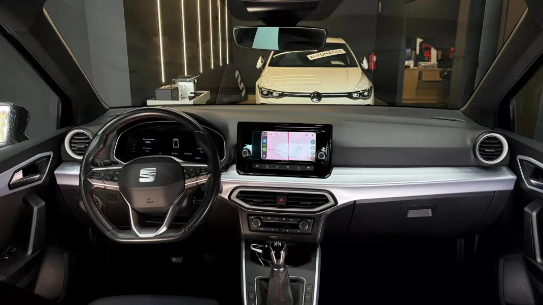 SEAT Arona 2023 - 16990 EUR, 30000 km - AUTO.MOTO.pt - 30000km - foto 13 de 42