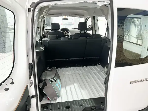 Renault Kangoo 2020 - 15800 EUR, 12073 km - AUTO.MOTO.pt - 12073km - foto 20 de 20