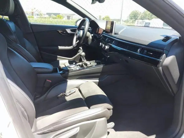 Audi A5 Sportback 2017 - 26950 EUR, 103000 km - AUTO.MOTO.pt - 103000km - foto 6 de 24