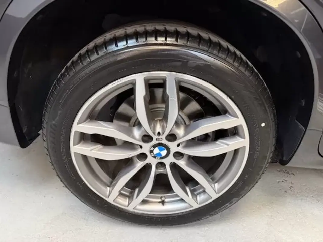 BMW X4 2017 - 31950 EUR, 185000 km - AUTO.MOTO.pt - 185000km - foto 11 de 12