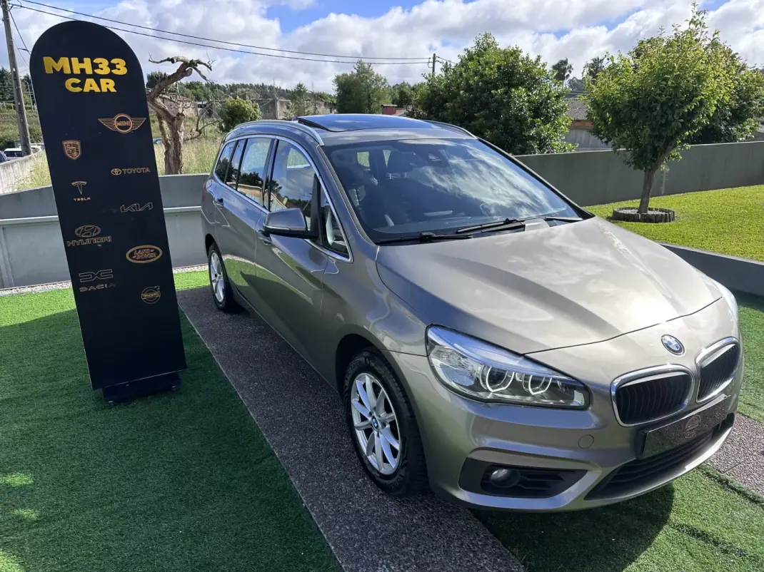 BMW 216 Gran Tourer 2015 - 14900 EUR, 180000 km - AUTO.MOTO.pt - 180000km - foto 4 de 77