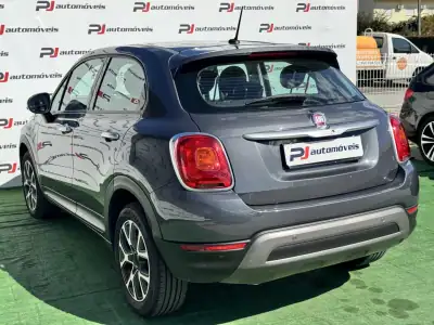 Fiat 500X 2018 - 13250 EUR, 85000 km - AUTO.MOTO.pt - 85000km - foto 10 de 26
