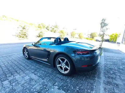 Porsche 718 Boxster 2019 - 64900 EUR, 68000 km - AUTO.MOTO.pt - 68000km - foto 9 de 36