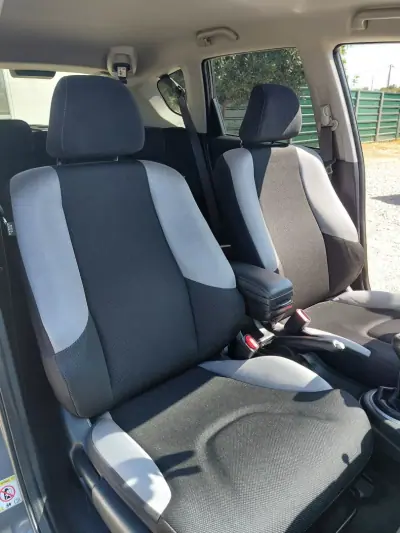 Honda Jazz 2014 - 12900 EUR, 132000 km - 132000km - foto 7 de 11