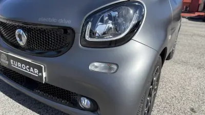 Smart Fortwo Cabrio 2018 - 10490 EUR, 55157 km - AUTO.MOTO.pt - 55157km - foto 17 de 40