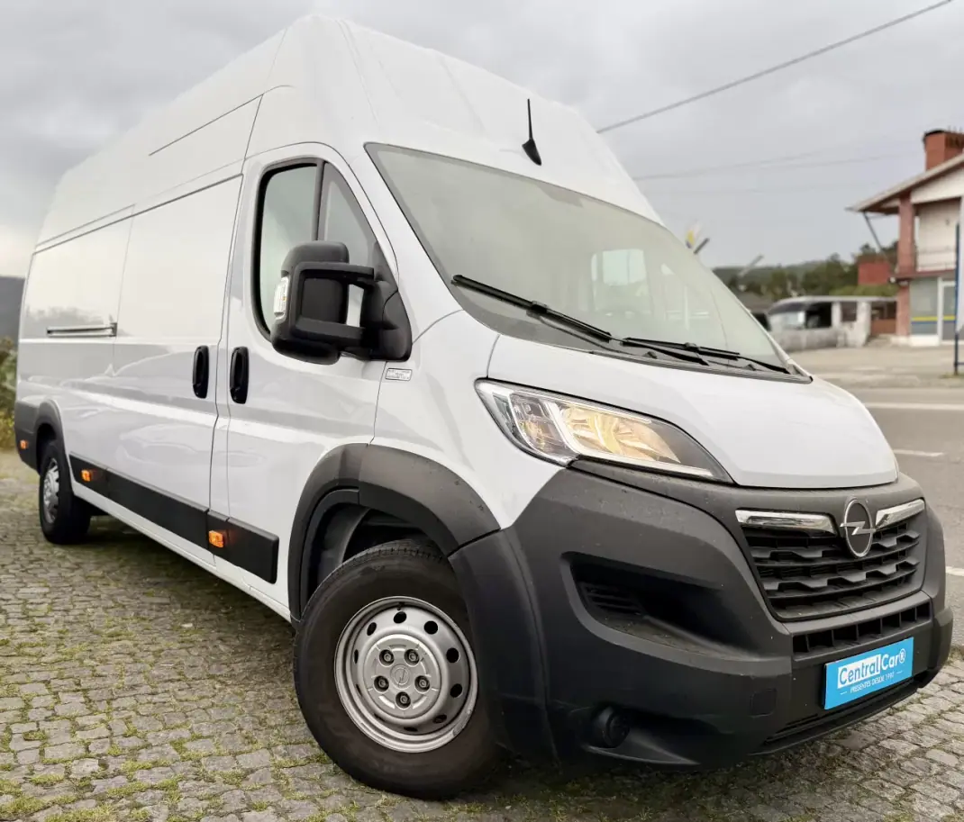 Opel 2023 - 28450 EUR, 75000 km - AUTO.MOTO.pt - 75000km - foto 1 de 20