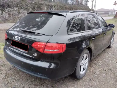 Audi A4 Avant 2014 - 15250 EUR, 170000 km - AUTO.MOTO.pt - 170000km - foto 7 de 25
