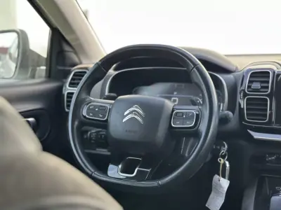 Citroën C5 Aircross 2019 - 10990 EUR, 222000 km - AUTO.MOTO.pt - 222000km - foto 18 de 37