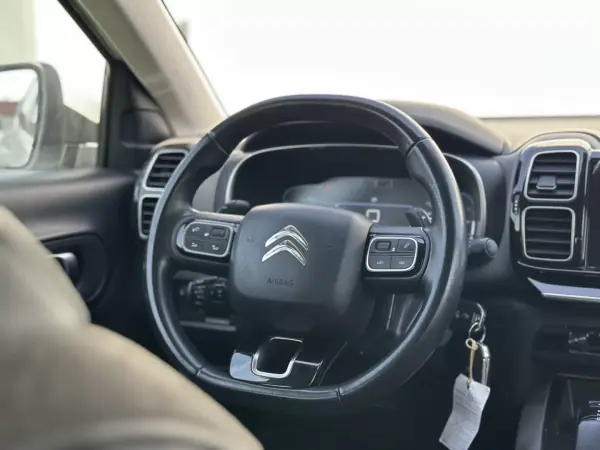 Citroën C5 Aircross 2019 - 10990 EUR, 222000 km - AUTO.MOTO.pt - 222000km - foto 18 de 37