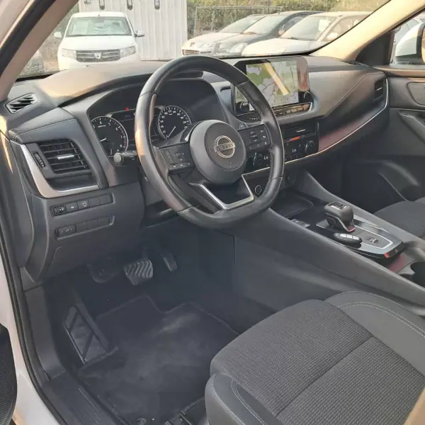 Nissan Qashqai 2022 - 23450 EUR, 37000 km - AUTO.MOTO.pt - 37000km - foto 9 de 16