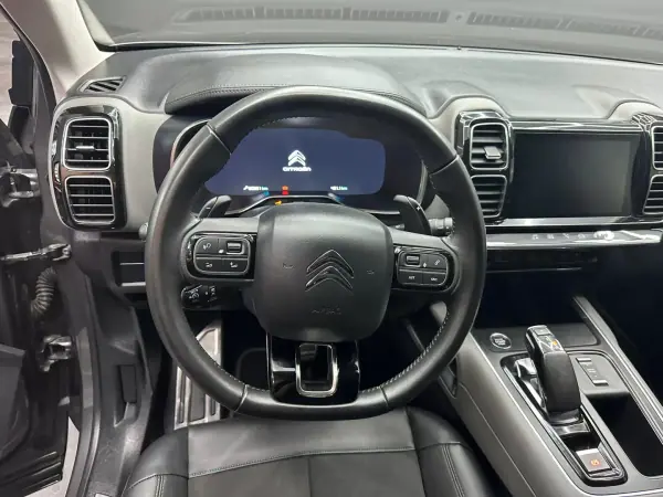 Citroën C5 Aircross 2022 - 23800 EUR, 61000 km - AUTO.MOTO.pt - 61000km - foto 6 de 21