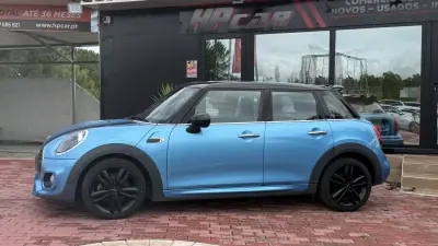 MINI Cooper 2018 - 19990 EUR, 102000 km - AUTO.MOTO.pt - 102000km - foto 4 de 27