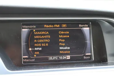 Audi A4 2014 - 14990 EUR, 168000 km - AUTO.MOTO.pt - 168000km - foto 22 de 25